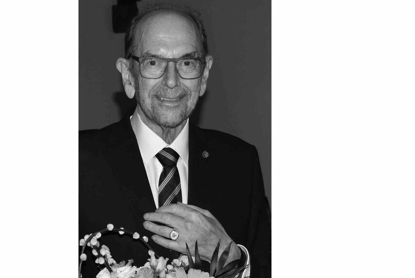 Stadt Grevenbroich trauert um den 1. Stellvertretenden Bürgermeister Edmund Feuster