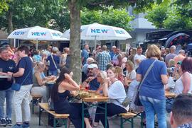 Feierabendmarkt: In entspannter Atmosphäre nette Leute treffen, hausgemachtes Streetfood und Live-Musik genießen