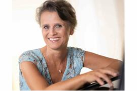 Berliner Pianistin im Kloster Langwaden