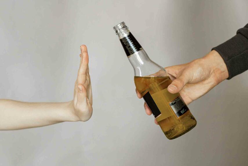 Jugendschutz gilt auch im Karneval: Kreis warnt vor Alkoholmissbrauch an tollen Tagen