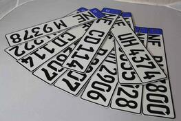 Rhein-Kreis Neuss warnt vor dem Verkauf von Kennzeichenkombinationen im Internet